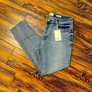 New jeans never worn size 13